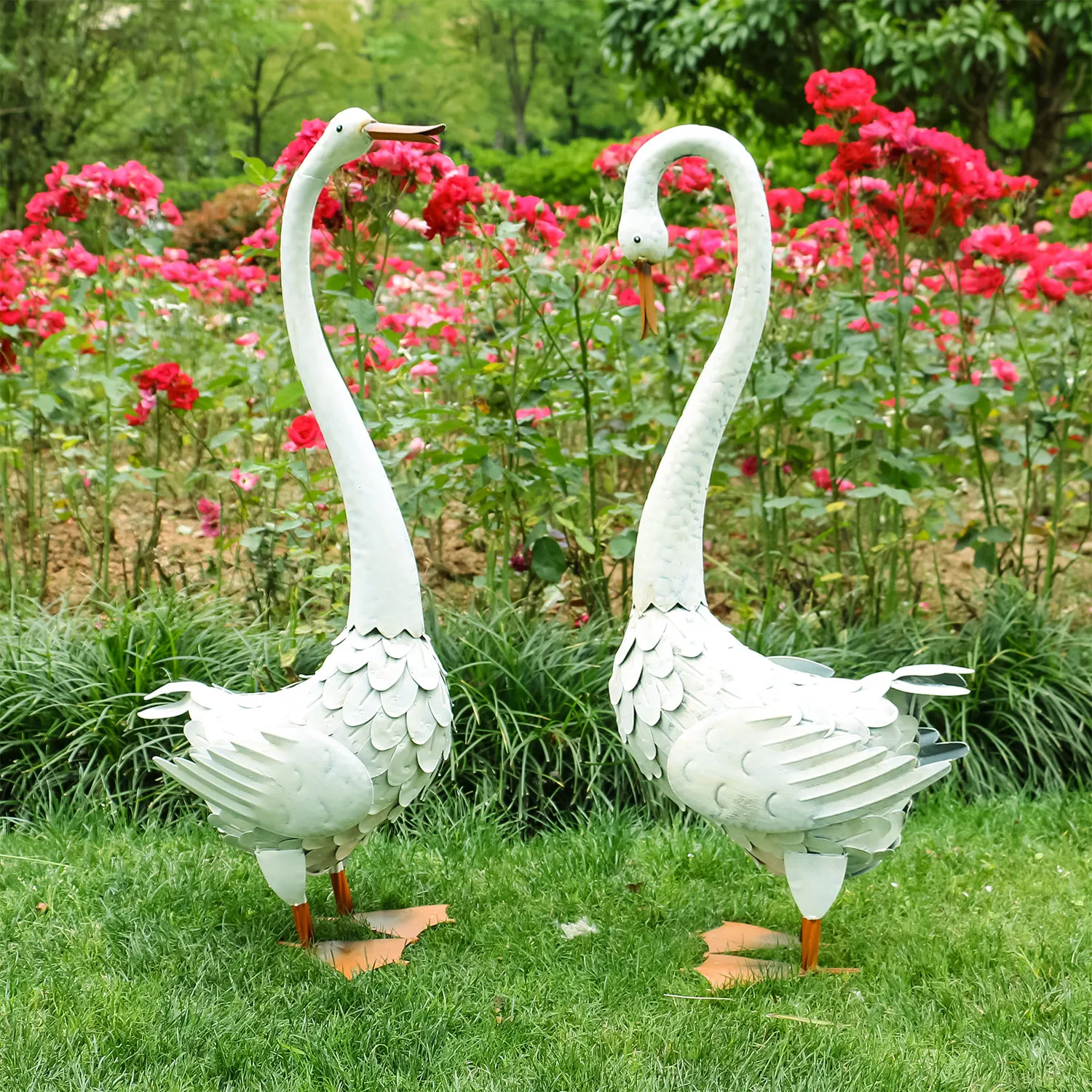Top-notch benefits for purchasing garden ornaments from an online site in the UK!!